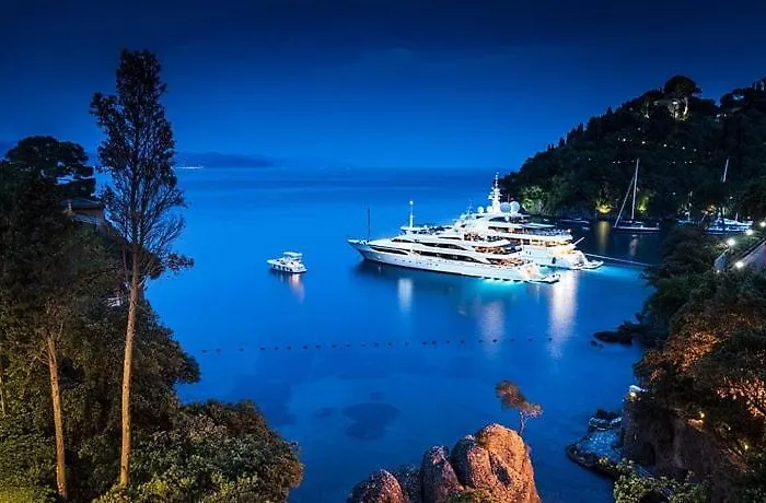 Appartement Center Near The Sea With Terrace Free Parking Ac Wifi Rapallo