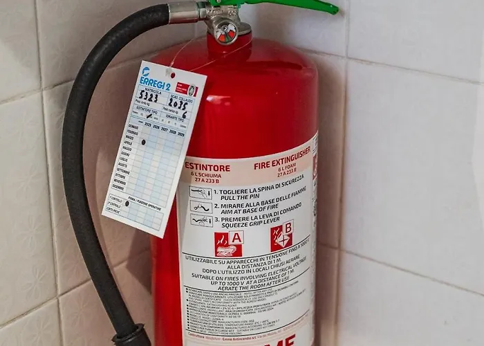 Center Near The Sea With Terrace Free Parking Ac Wifi