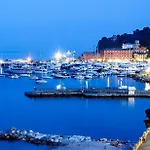 Center Near The Sea With Terrace Free Parking Ac Wifi Daire *