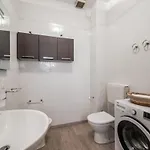 Center Near The Sea With Terrace Free Parking Ac Wifi Daire *
