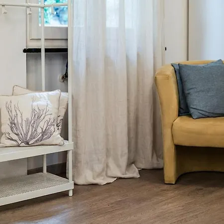 Apartment Center Near The Sea With Terrace Free Parking Ac Wifi *