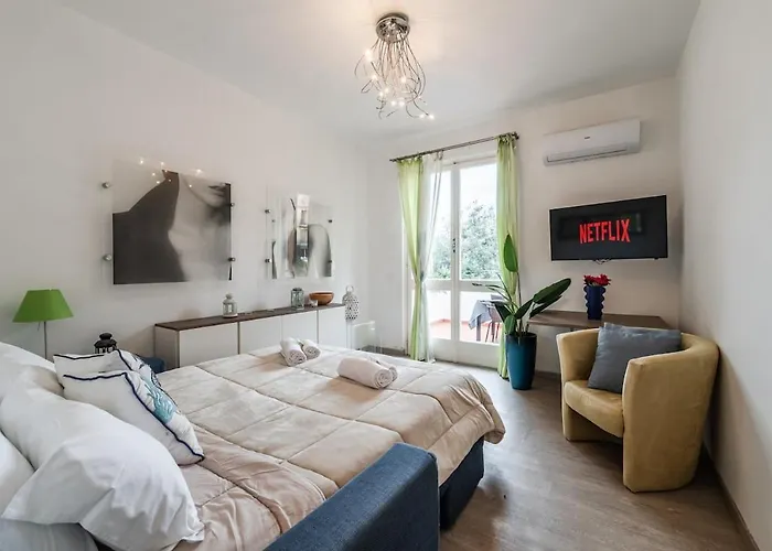 Apartment Center Near The Sea With Terrace Free Parking Ac Wifi *